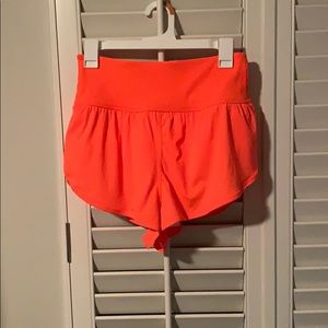 NWOT FREE PEOPLE FP movement game time shorts